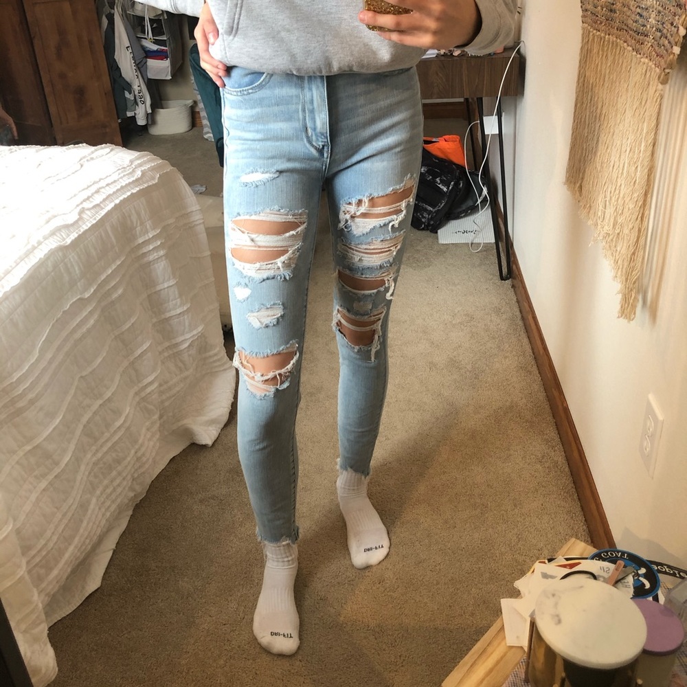 American eagle ripped high waisted skinny jeans